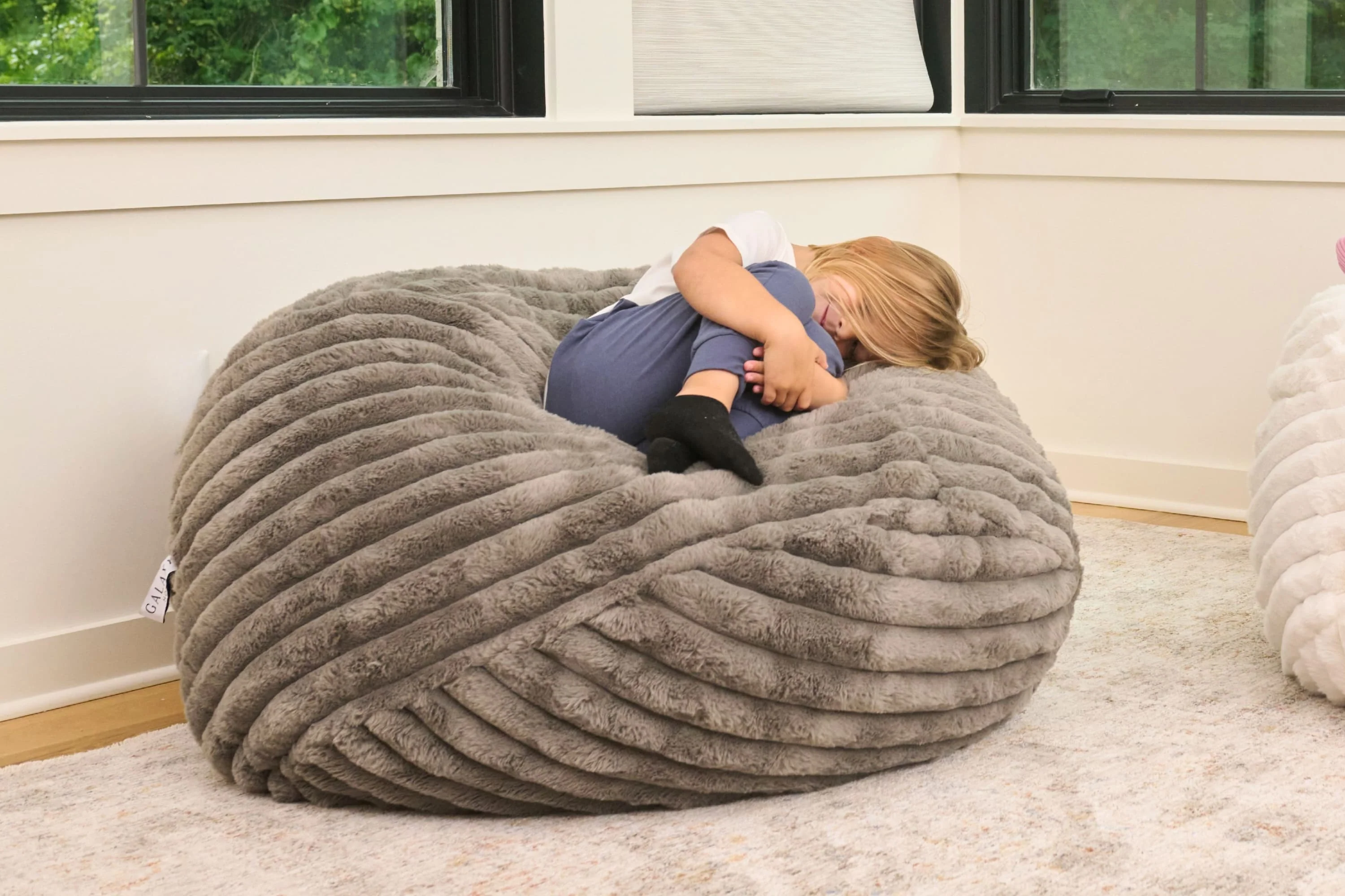 Cloud Comfort Bean Bag (Small) - Image 10
