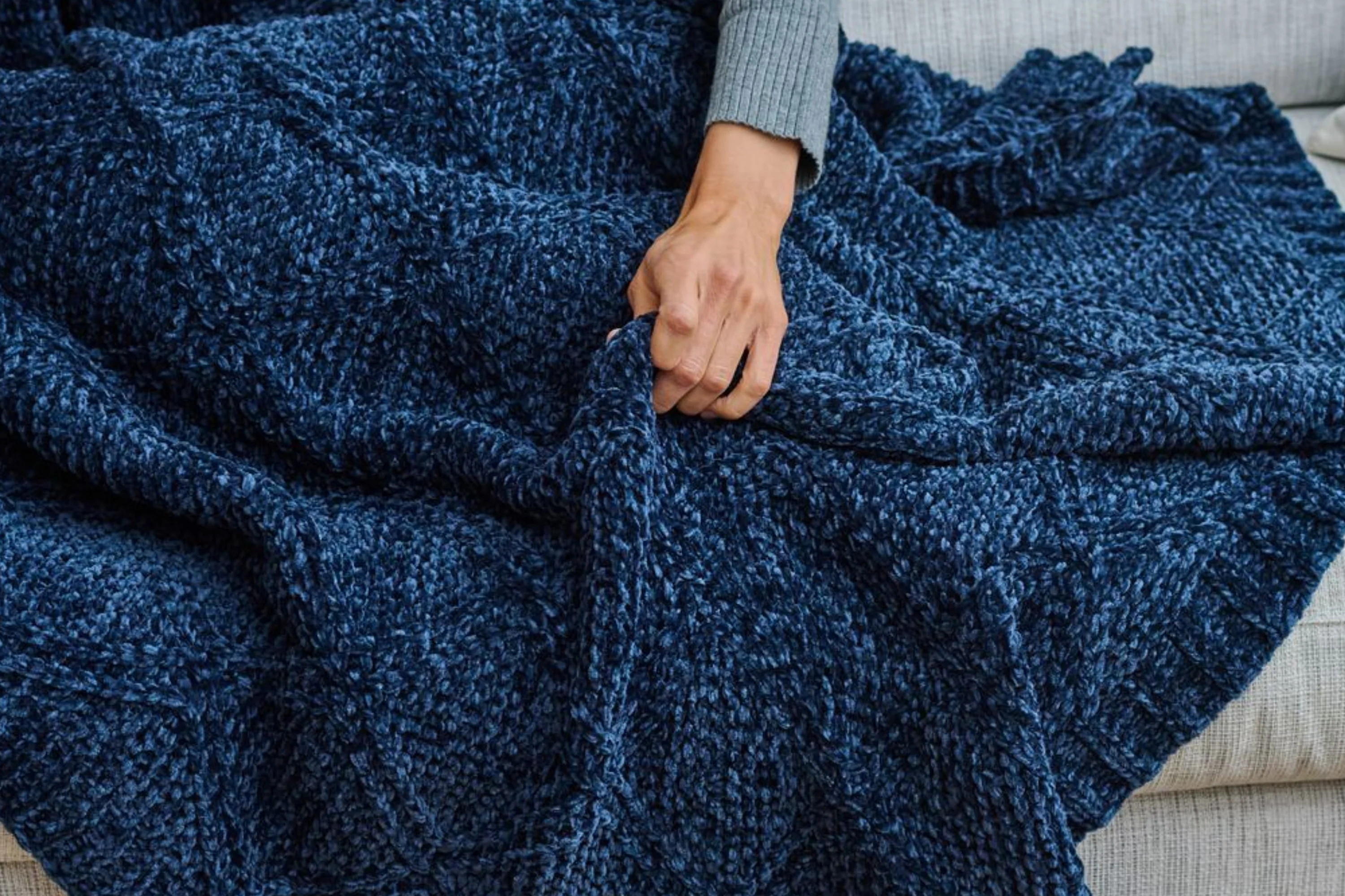 Diamond Chenille Throw Blanket - Image 3