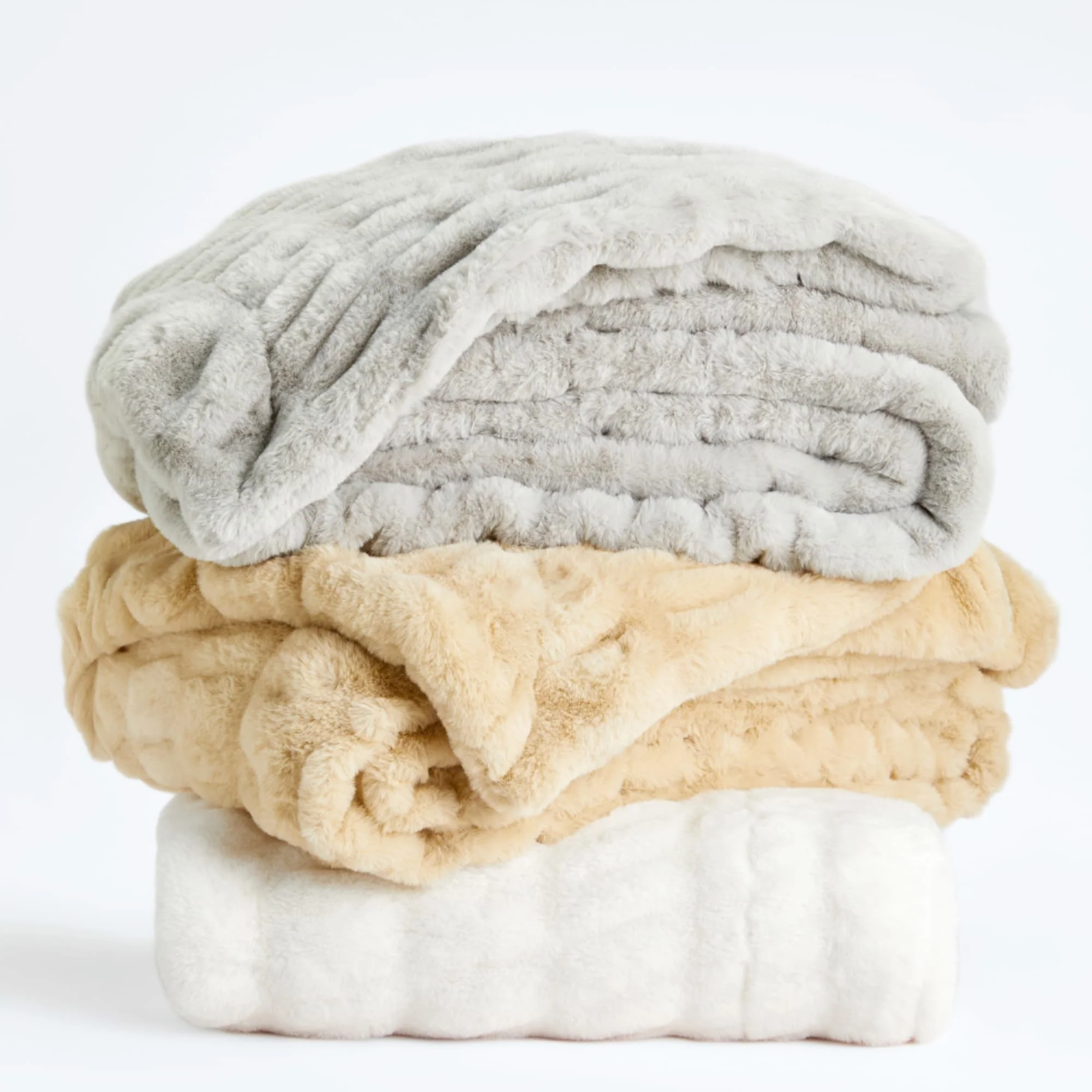 Rippled Faux Fur Throw Blanket - Image 4