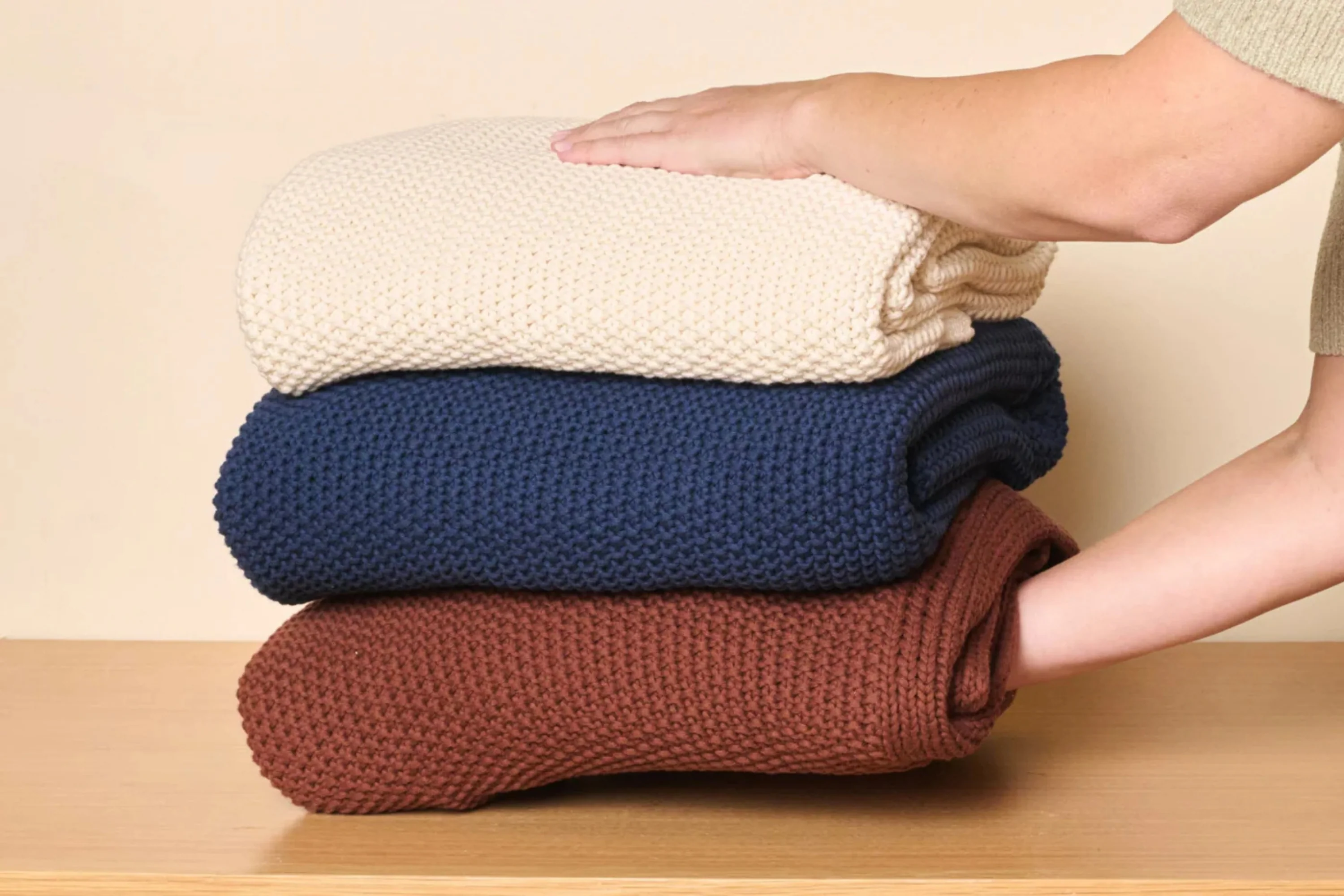 Cozy Knit Cotton Throw Blanket - Image 3